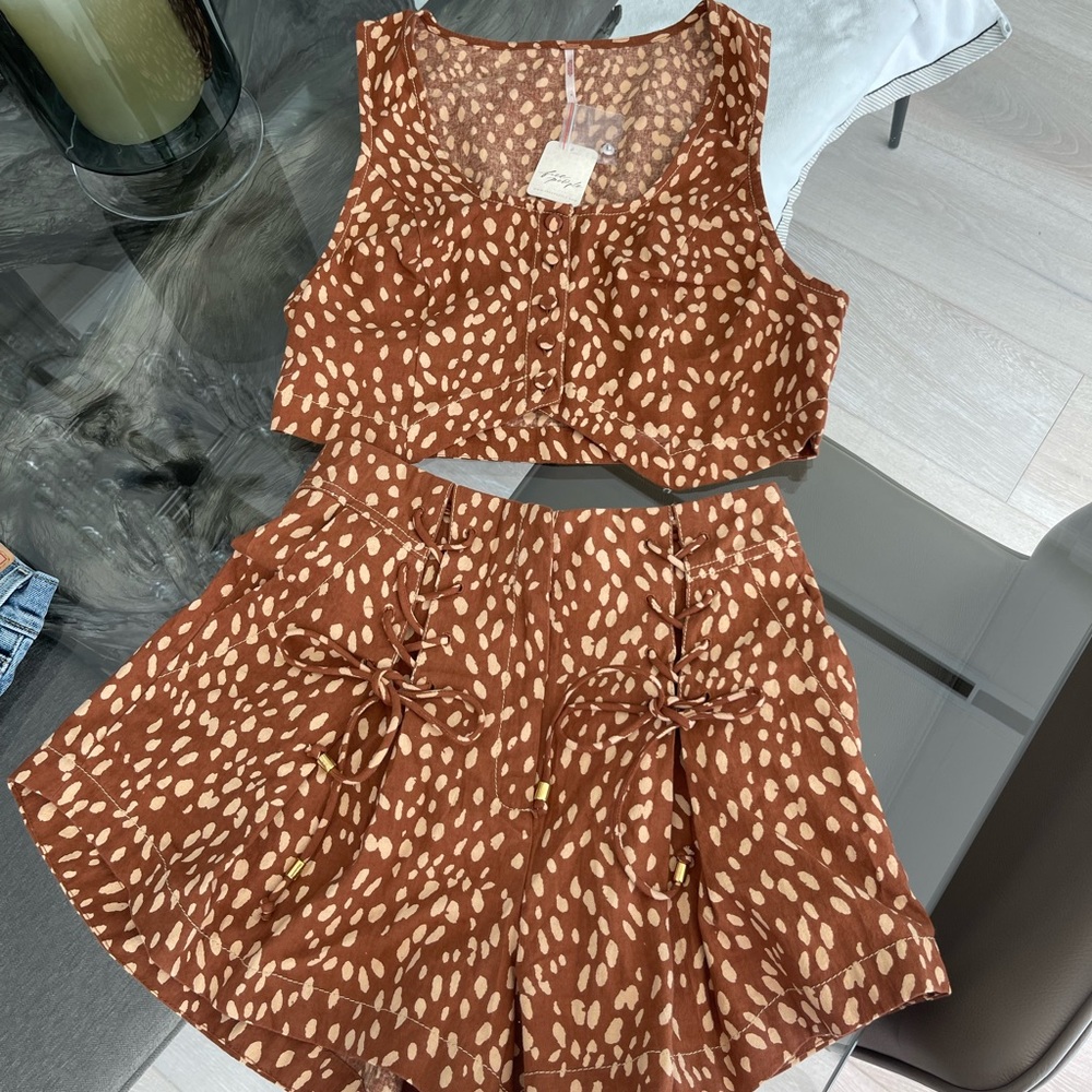 Never Worn Free People Set!